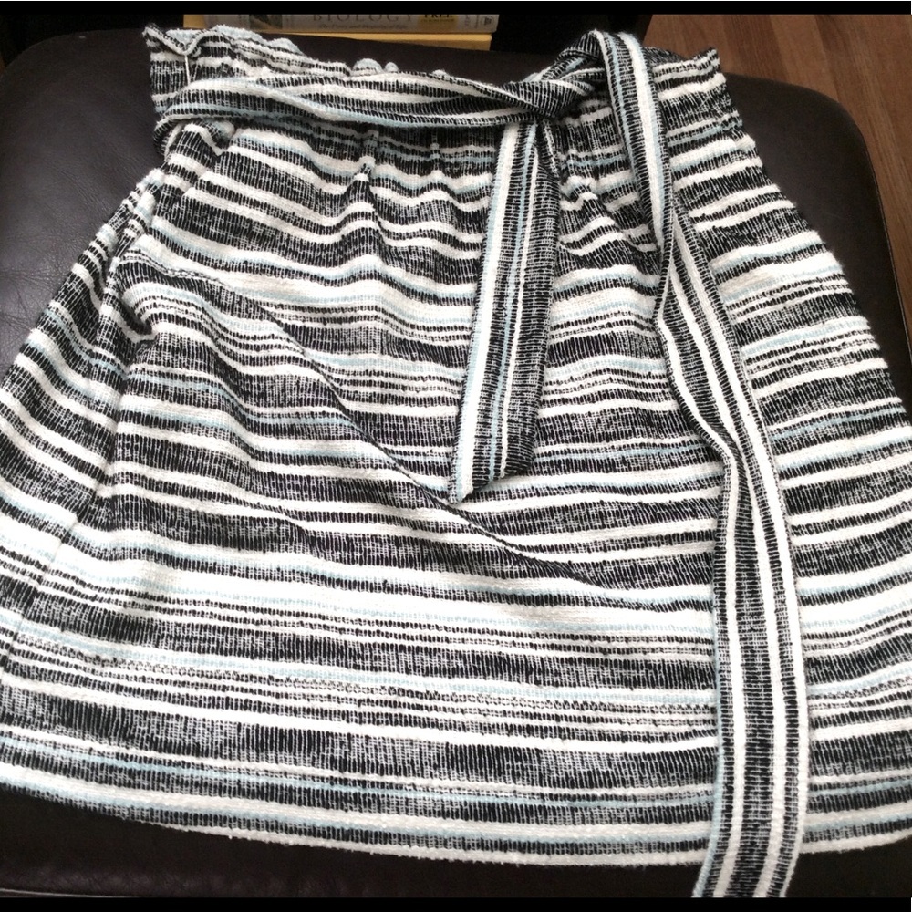 LOFT summer bow tie skirt